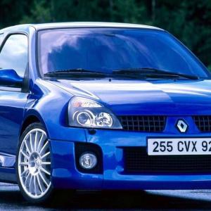 Renault Clio Car: The Evolution of a French Icon